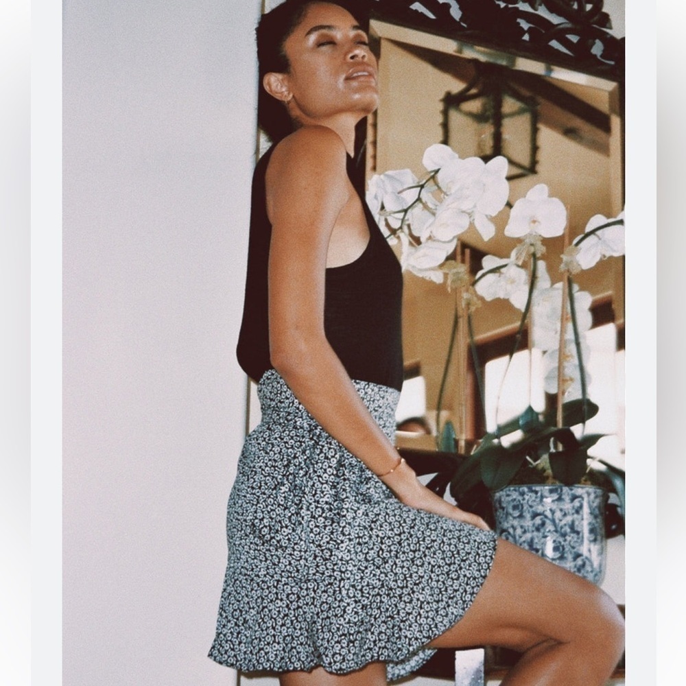 Sur La Cote Marea Skirt Black And White Floral Mini Wrap Skirt . Size M — image 2 of 8